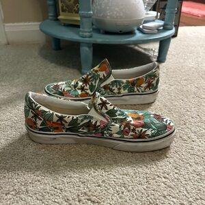 Vans Classic Slip-On Multi Tropic Floral Sneakers Shoes Size Mens 6 Womens 7.5